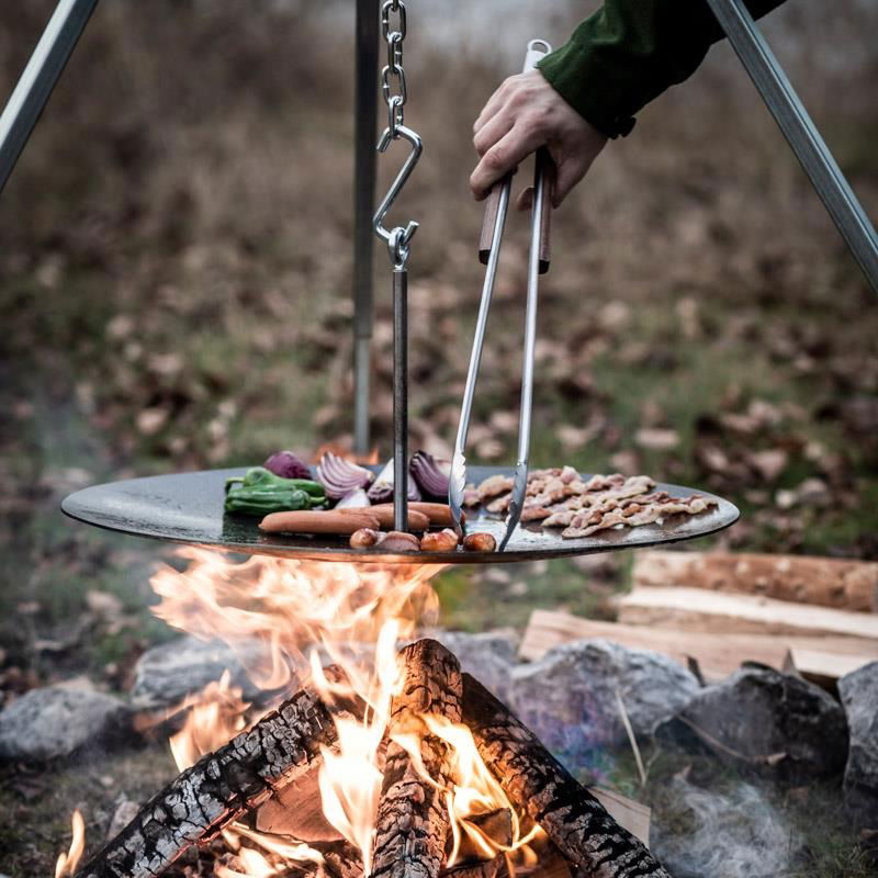 https://cdn.warentuin.nl/media/catalog/product/S/C/SCAN4250435730546_01_barbecuetang_54_cm_petromax_35ec.jpg