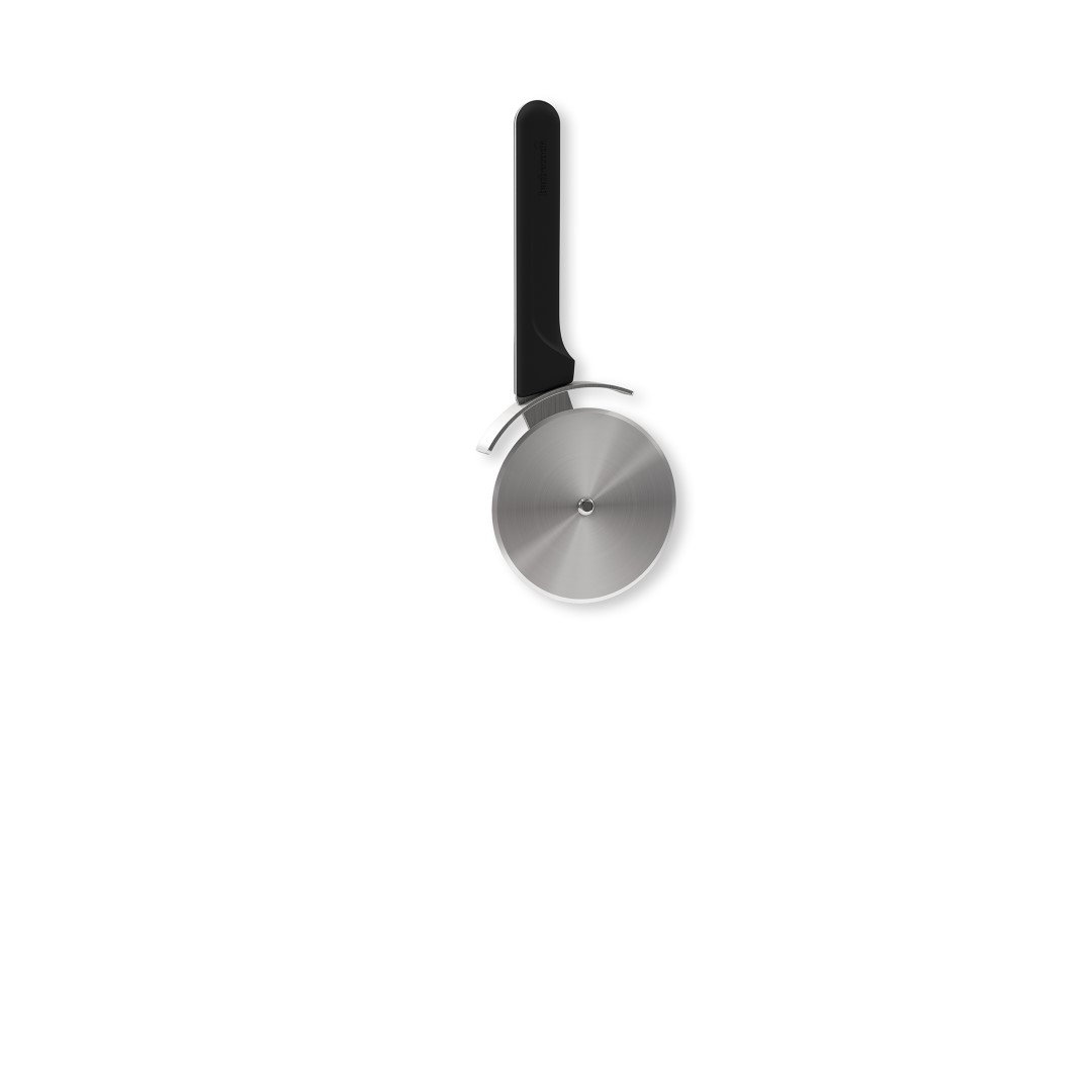 https://cdn.warentuin.nl/media/catalog/product/S/C/SCAN5400269210724_barbecook_bbq_accessoire_pizza_snijder_uit_rvs_zwart_22_5_cm__2e3f.jpg