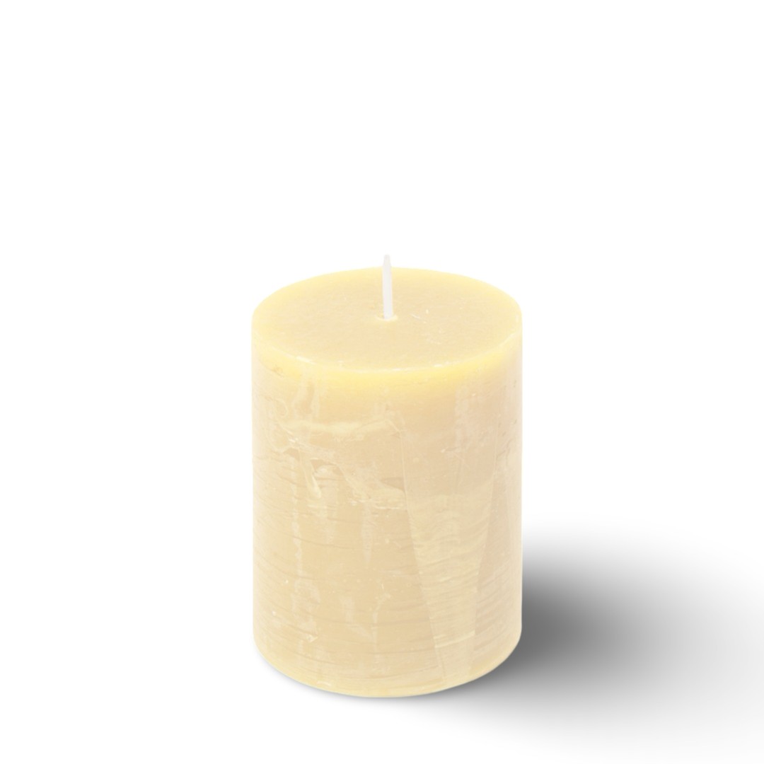 https://cdn.warentuin.nl/media/catalog/product/S/C/SCAN5411708189570_01_kaars_rustiek_70_95_mm_ivoor_spaas_3867.jpg