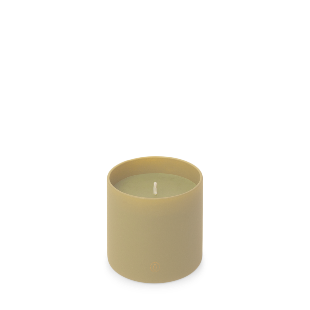 https://cdn.warentuin.nl/media/catalog/product/S/C/SCAN5411708191313_glow_geurkaars_shimmering_smile_spaas_5213.png