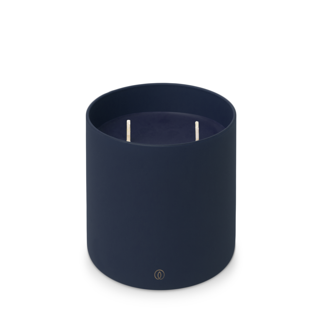 https://cdn.warentuin.nl/media/catalog/product/S/C/SCAN5411708191535_glow_2w_geurkaars_midnight_magic_spaas_65ff.png