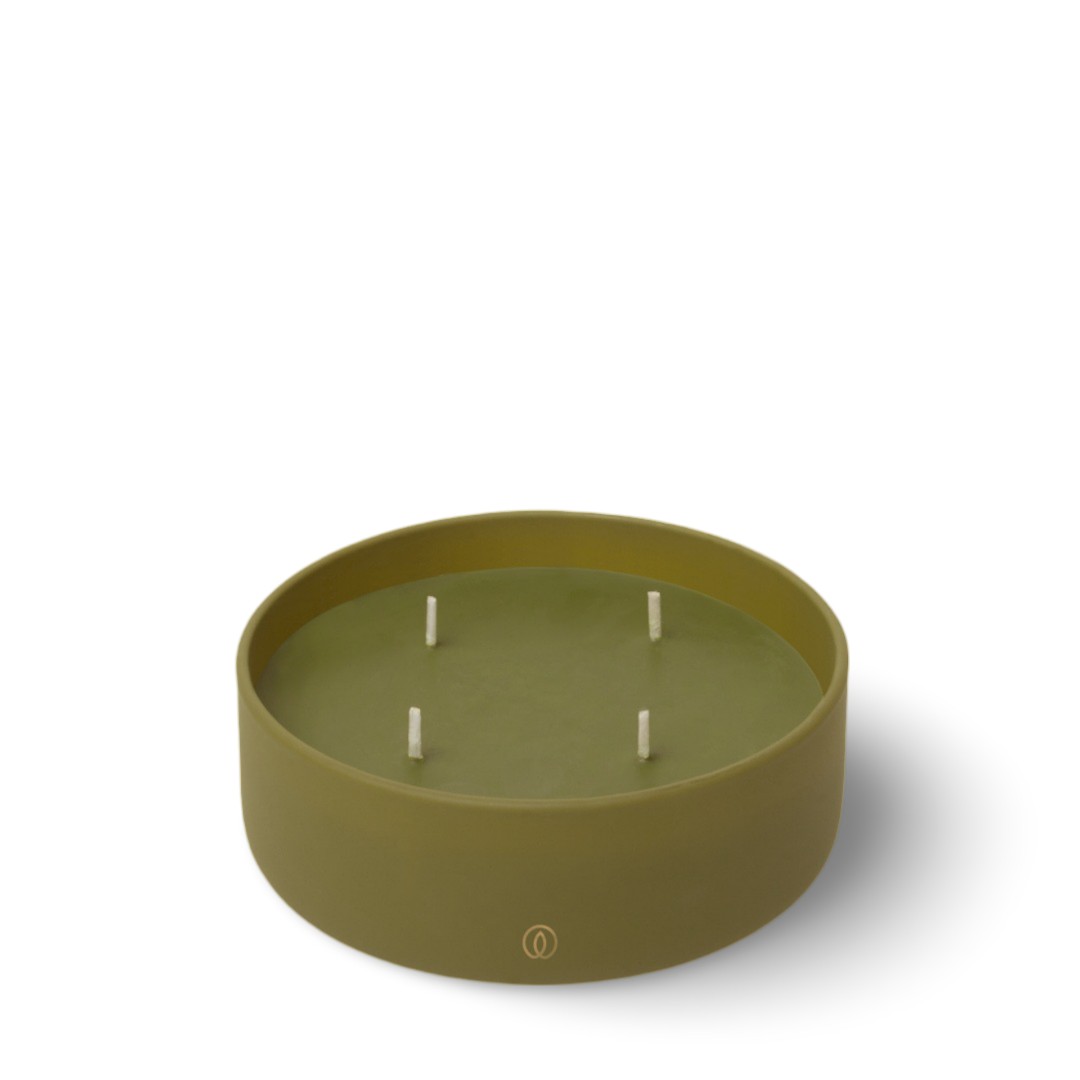 https://cdn.warentuin.nl/media/catalog/product/S/C/SCAN5411708191658_01_glow_4w_geurkaars_romantic_reflect_spaas_2dbc.jpg