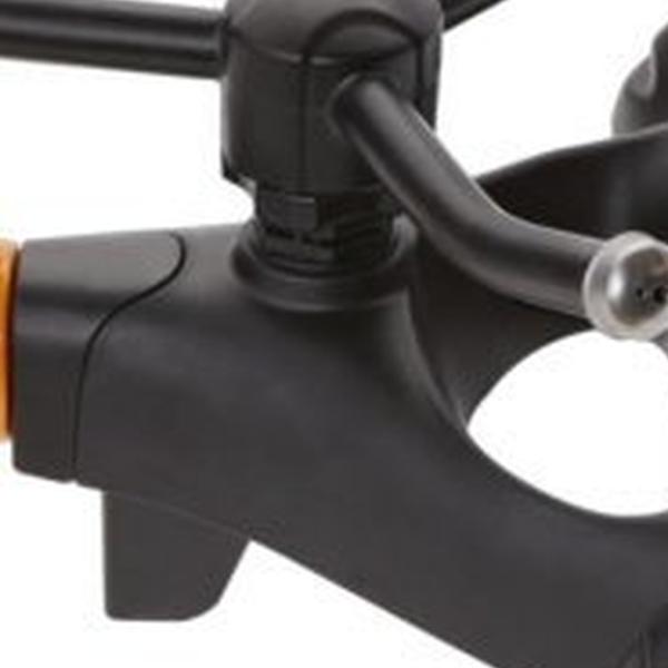 https://cdn.warentuin.nl/media/catalog/product/S/C/SCAN6411501510297_01_fiskars_cirkelsproeiers_cirkelsproeier_metaal_op_wielen_fi_709f.jpg