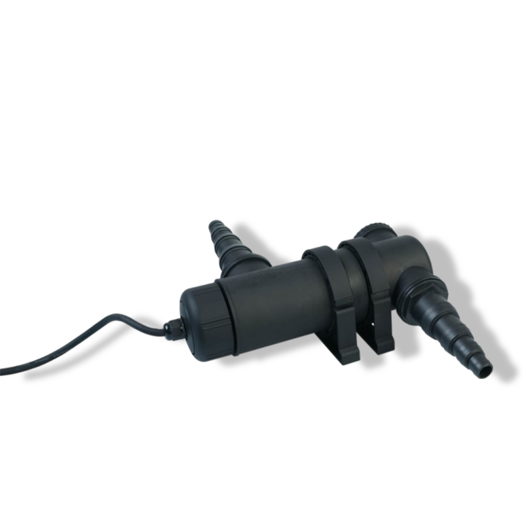 https://cdn.warentuin.nl/media/catalog/product/S/C/SCAN8711465551359_01_ubbink_algclear_uvc_apparaat_5000_7w_vijver__db18.png