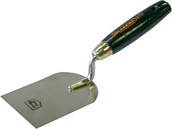 https://cdn.warentuin.nl/media/catalog/product/S/C/SCAN8711562353375_stucadoors_bandtroffel_80mm_rvs_skandia_8aeb.jpg