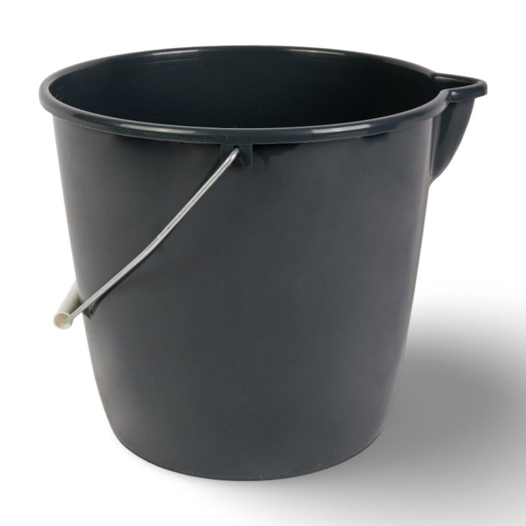 https://cdn.warentuin.nl/media/catalog/product/S/C/SCAN8712448432887_01_mopemmer_met_schenktuit_12_liter_clean_home_talen_tools_a871.jpg