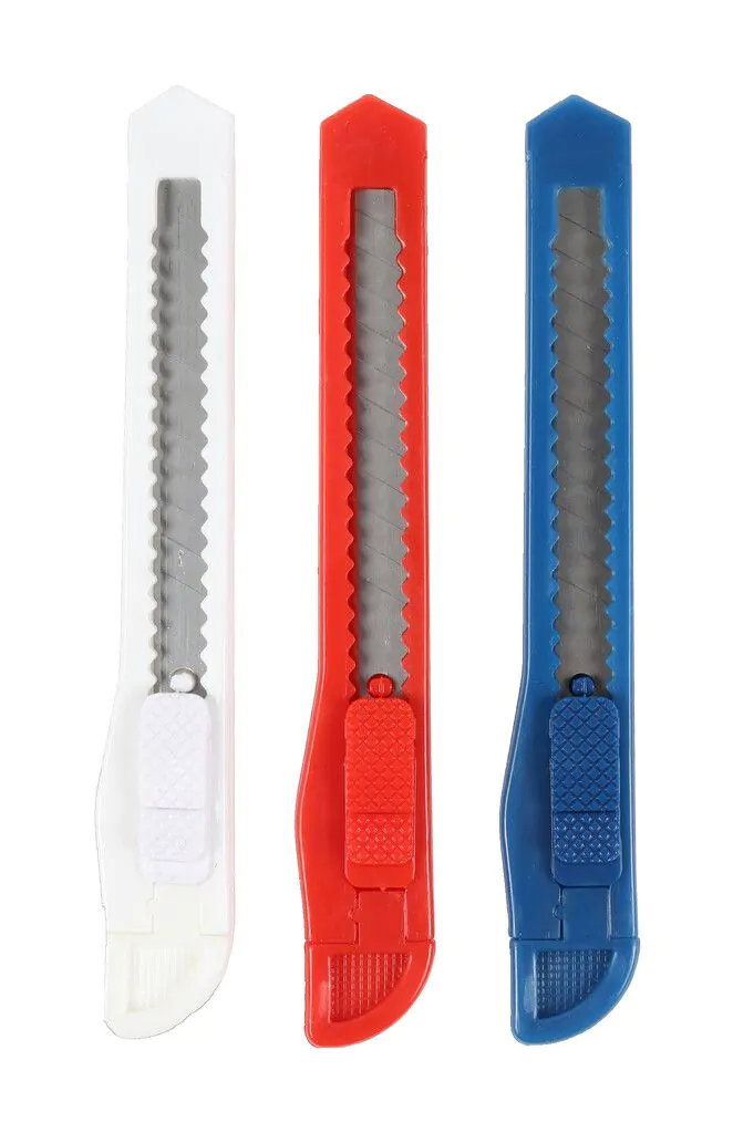 https://cdn.warentuin.nl/media/catalog/product/S/C/SCAN8712448439794_afbreekmessen_3st_talentools_e6c7.jpg