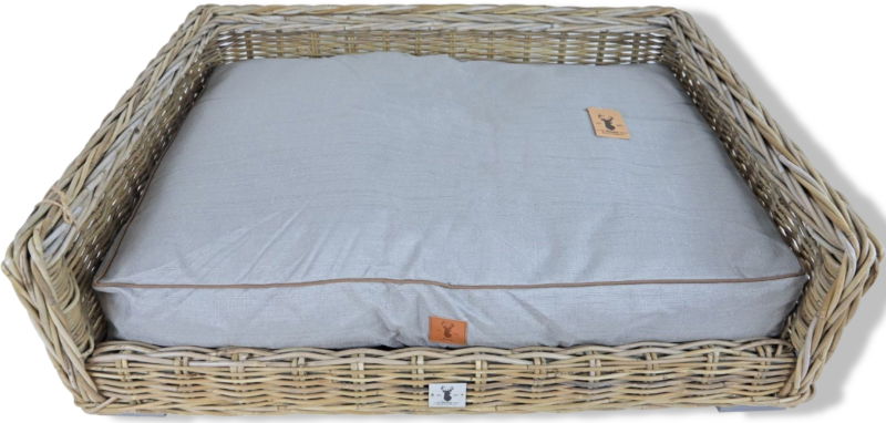https://cdn.warentuin.nl/media/catalog/product/S/C/SCAN8712901065782_01_gebr_de_boon_boony_est_1941_ligkussen_highla_2ff3.jpg