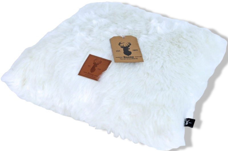 https://cdn.warentuin.nl/media/catalog/product/S/C/SCAN8712901066130_01_gebr_de_boon_boony_est_1941_ligkussen_polar__da3f.jpg