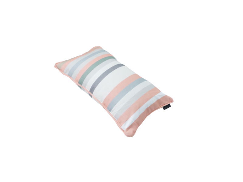 https://cdn.warentuin.nl/media/catalog/product/S/C/SCAN8713229010867_01_madison_sierkussen_sierkussen_met_paspel_ca_30x50_cm_righe_2d02.jpg