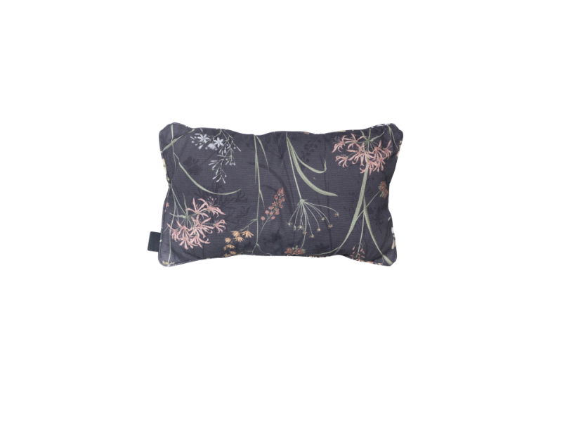 https://cdn.warentuin.nl/media/catalog/product/S/C/SCAN8713229010959_madison_sierkussen_sierkussen_ca_30x50_cm_donna_grey_canvas_e_7200.jpg