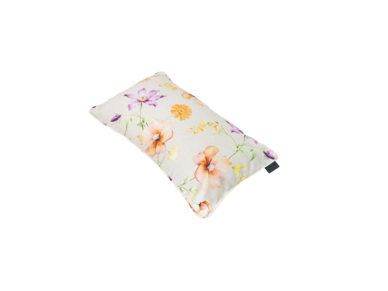 https://cdn.warentuin.nl/media/catalog/product/S/C/SCAN8713229011055_01_madison_sierkussen_sierkussen_ca_30x50_cm_florina_purple_dce7.jpg