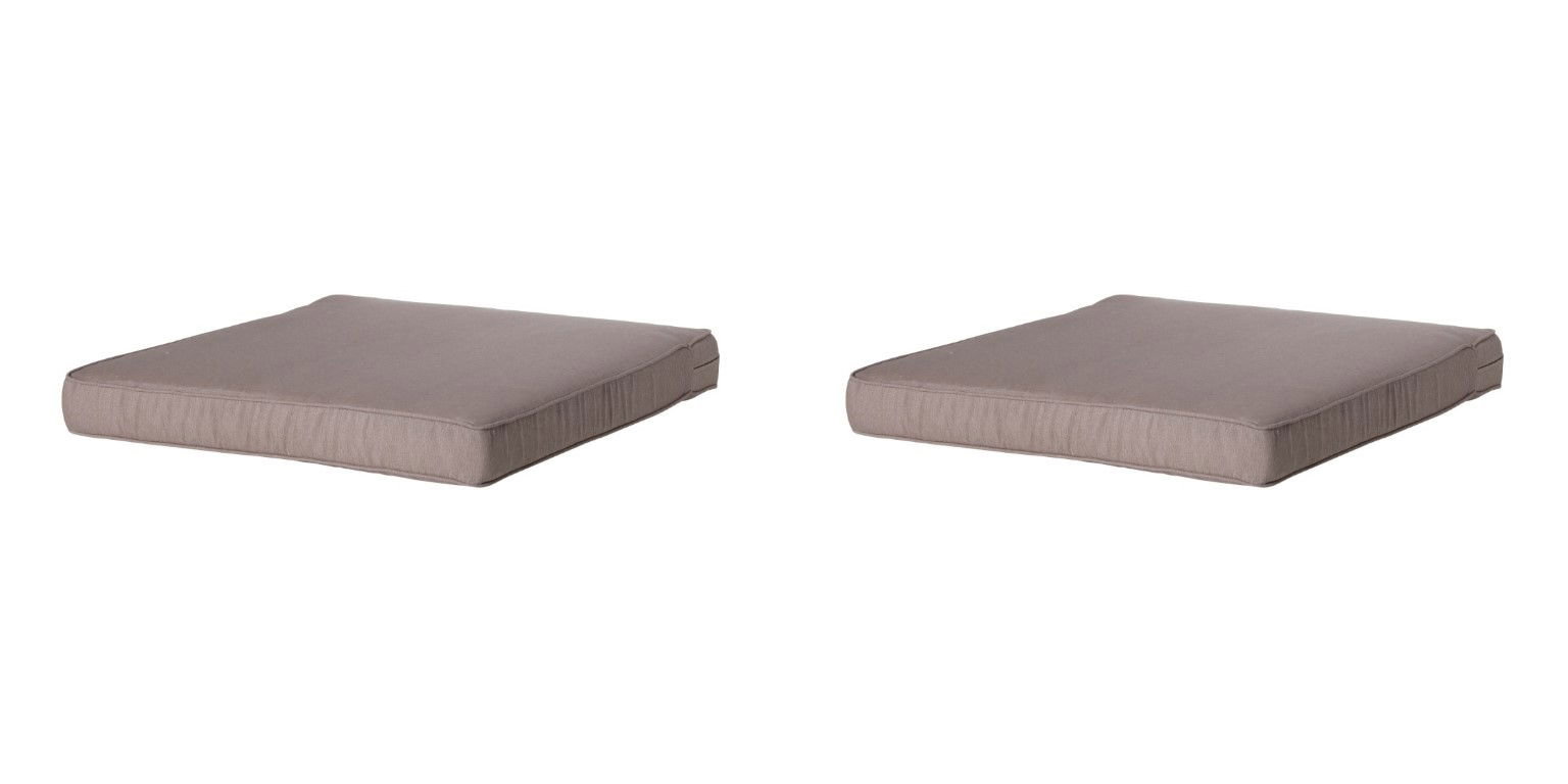 https://cdn.warentuin.nl/media/catalog/product/S/C/SCAN8713229025793_lounge_luxe_panama_taupe_60_cm_x_60_cm_2_stuks_madison_dc6d.jpg