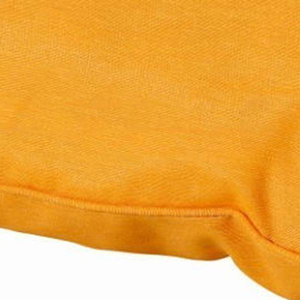 https://cdn.warentuin.nl/media/catalog/product/S/C/SCAN8713229031121_01_kussen_60x40_goudgeel_piping_panama_goudgeel_4_stuks_madis_d412.jpg