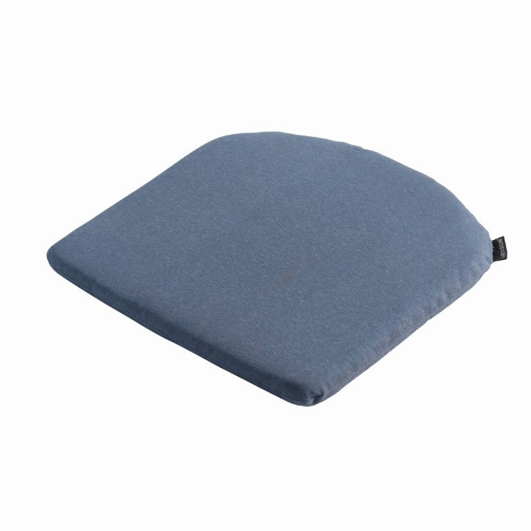https://cdn.warentuin.nl/media/catalog/product/S/C/SCAN8713229267575_madison_kussen_zitkussen_panama_safier_blue_madison_4de1.jpg