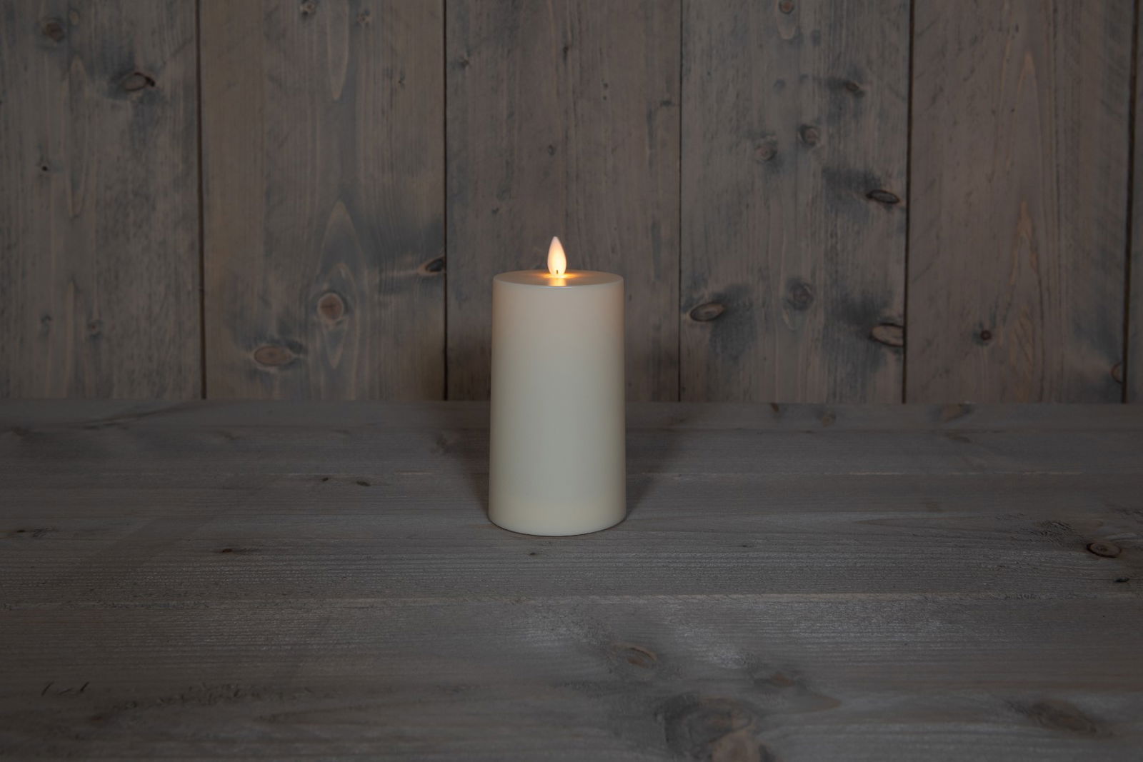 https://cdn.warentuin.nl/media/catalog/product/S/C/SCAN8713619358005_annas_collection_buitenverlichting_buitenkaars_bewegende_vlam_3a8c.jpg