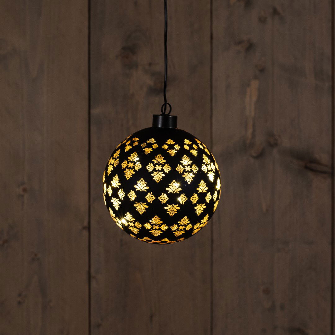 https://cdn.warentuin.nl/media/catalog/product/S/C/SCAN8713619419546_coen_bakker_deco_kerstverlichting_b_o_glass_ball_baroque_blac_b33a.jpg