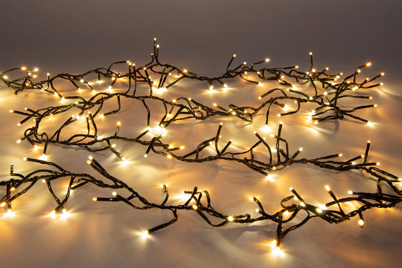 https://cdn.warentuin.nl/media/catalog/product/S/C/SCAN8713619426568annas_collection_kerstverlichting_1_9_2_2m__0602.jpg