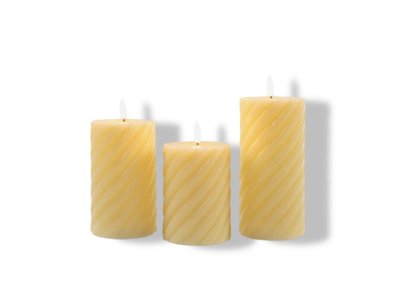 https://cdn.warentuin.nl/media/catalog/product/S/C/SCAN8713619428388_01_anna_s_collection_led_buitenkaarsen_buitenkaars_97da.jpg