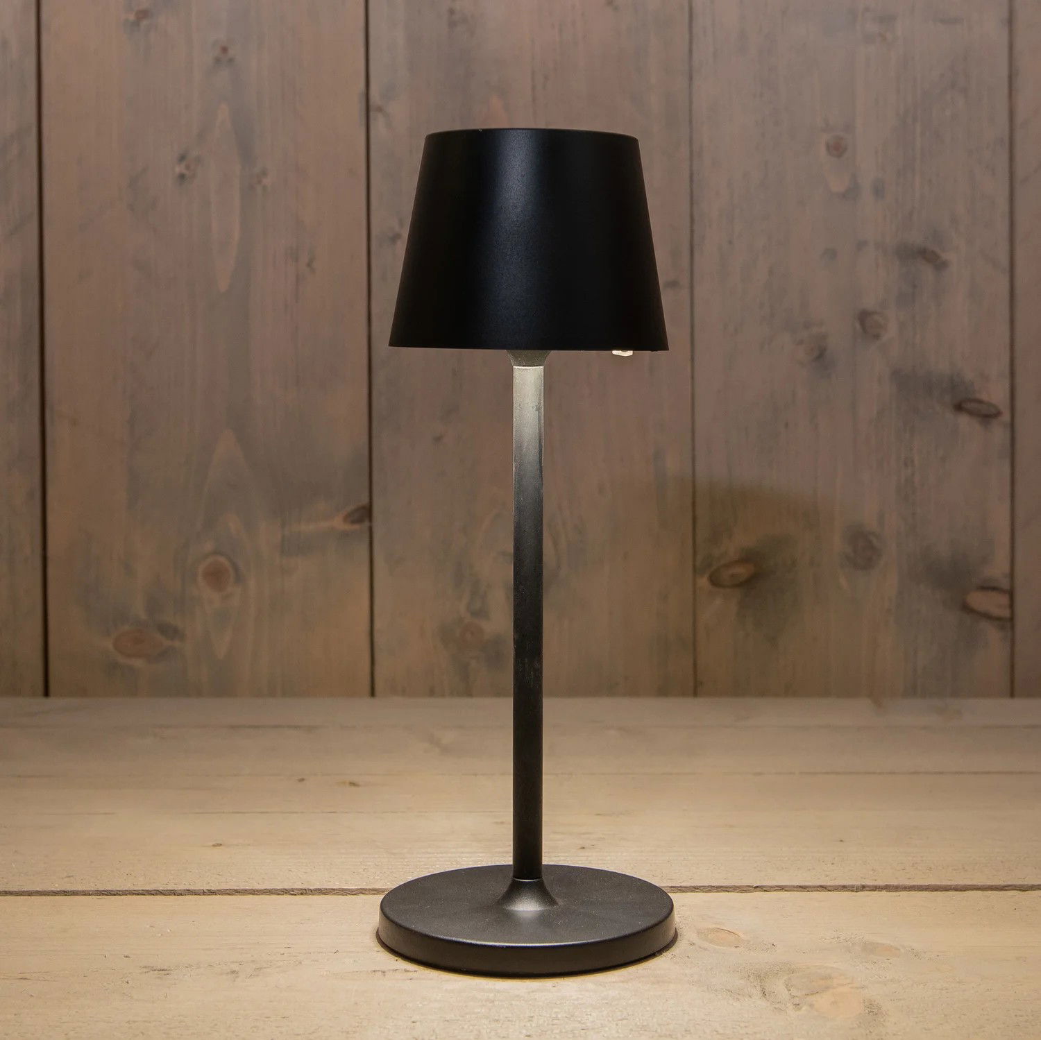 https://cdn.warentuin.nl/media/catalog/product/S/C/SCAN8713619439391_01_solar_tafellamp_31x11_cm_zwart_annas_collection_bce2.jpg