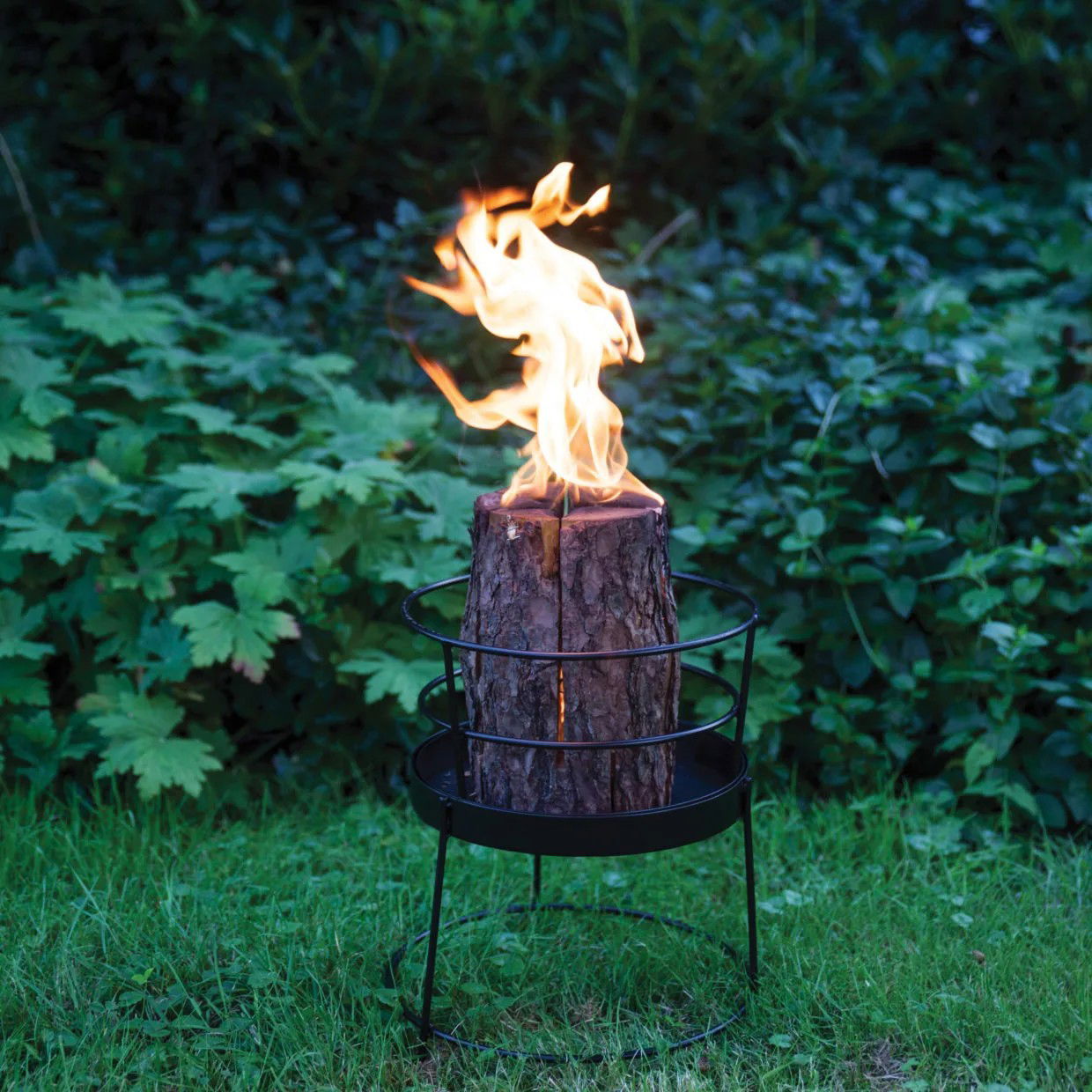 https://cdn.warentuin.nl/media/catalog/product/S/C/SCAN8714982092565_04_stndrd_v_zweedse_fakkel_l31b31h38_esschert_design_warentui_9c0e.jpg