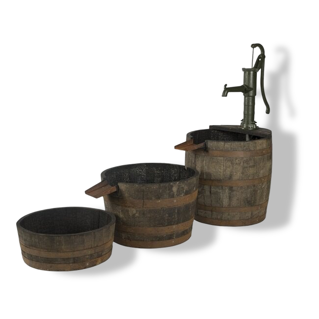 https://cdn.warentuin.nl/media/catalog/product/S/C/SCAN8716928108545_01_whisky_waterornament_3_delig_met_gietijzeren_pomp_vatenhan_ac88.png