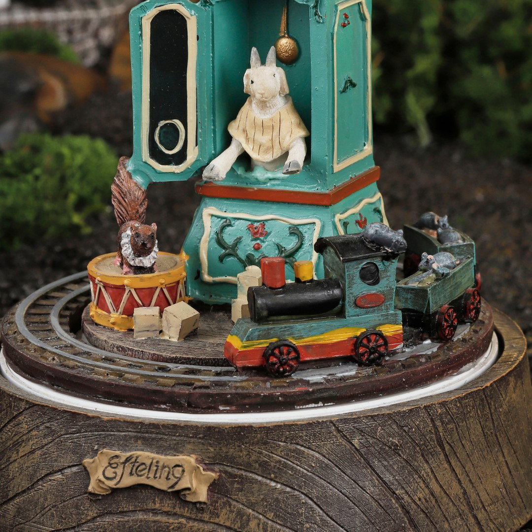 Kerstfiguur Efteling Geitje in de klok Luville - Luville