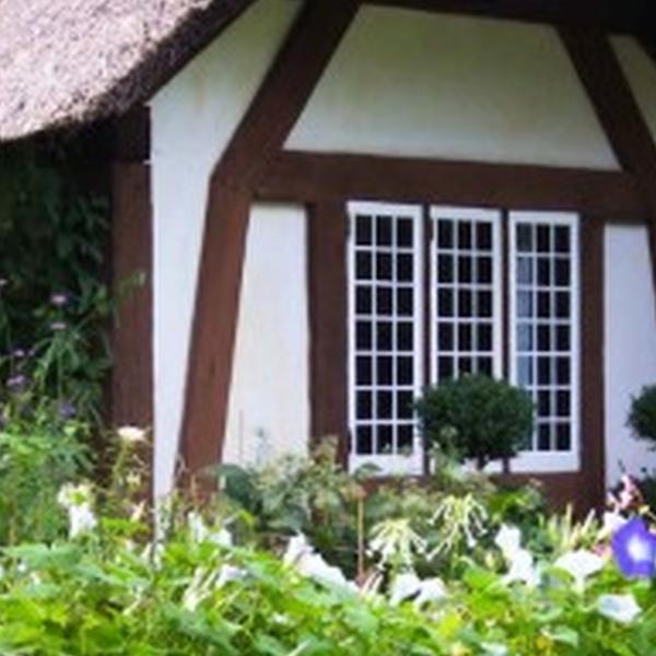 https://cdn.warentuin.nl/media/catalog/product/S/C/SCAN8720966703891_01_tuindoek_cottage_uk_210x140cm_customize_it_25b8.jpg