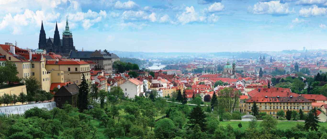 https://cdn.warentuin.nl/media/catalog/product/S/C/SCAN8720966704683_praag_130x50cm_tuinschilderij_customize_it_d2ba.jpg