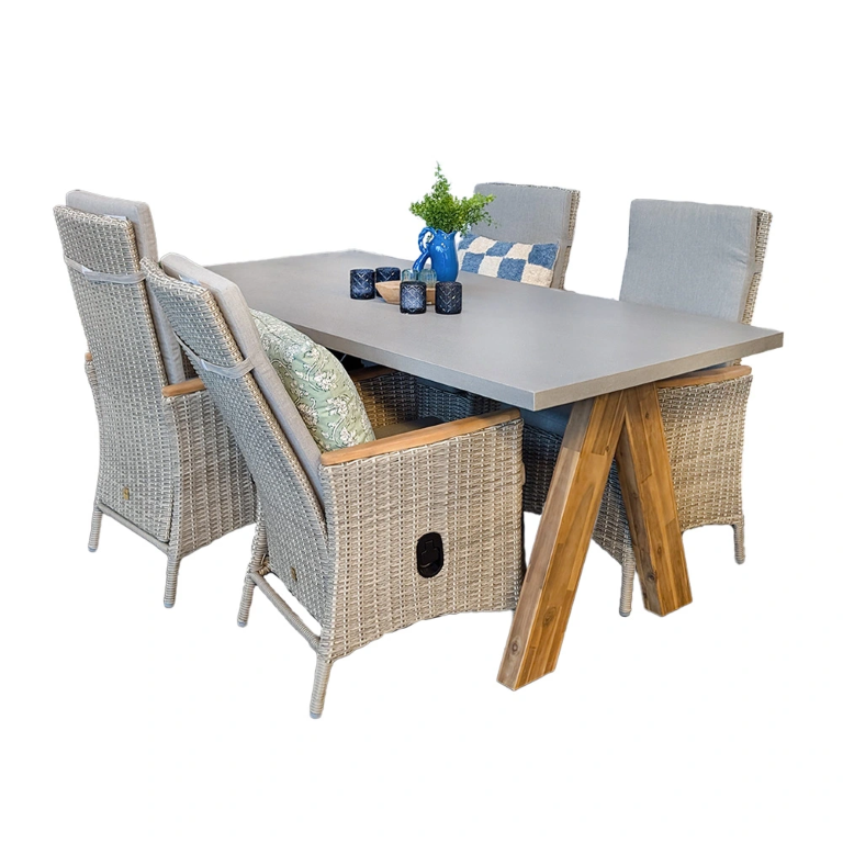 https://cdn.warentuin.nl/media/catalog/product/S/C/SCAN9900000614317_janita_bloemendaal_diningset_be35.png