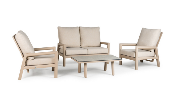 https://cdn.warentuin.nl/media/catalog/product/S/e/Sevilla_loungeset_champagne_met_2_zits_loungebank_Tierra_Outdoor_621c.png
