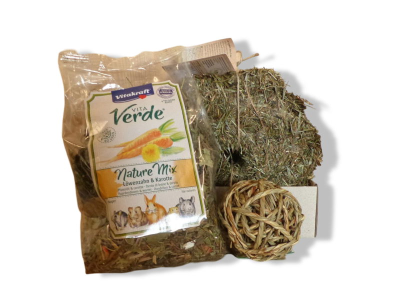 https://cdn.warentuin.nl/media/catalog/product/T/H/THEM4146516130140_01_warentuin_mix_cadeaupakket_voor_je_knaagdier_71a7.jpg