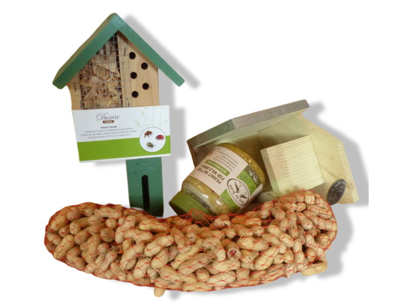 https://cdn.warentuin.nl/media/catalog/product/T/H/THEM4146516130152_01_warentuin_mix_cadeaupakket_vogel_en_insecten_01c8.jpg