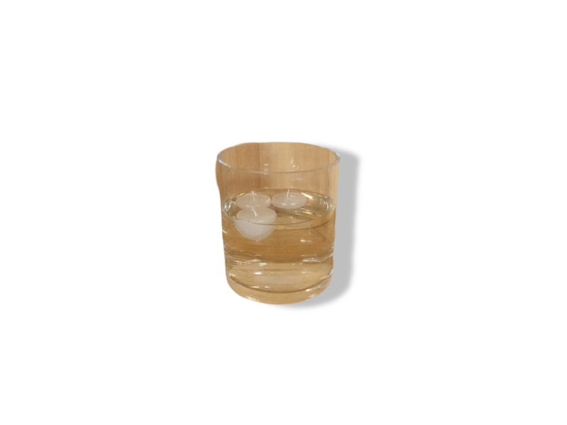 https://cdn.warentuin.nl/media/catalog/product/T/H/THEM4146516130172_01_warentuin_mix_drijfkaarsen_3_stuks_cadeau_se_8064.jpg