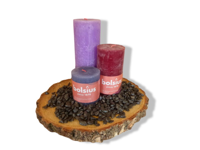 https://cdn.warentuin.nl/media/catalog/product/T/H/THEM4146516130181_01_warentuin_mix_kaarsen_set_bolsius_3_stuks_pa_50dc.jpg