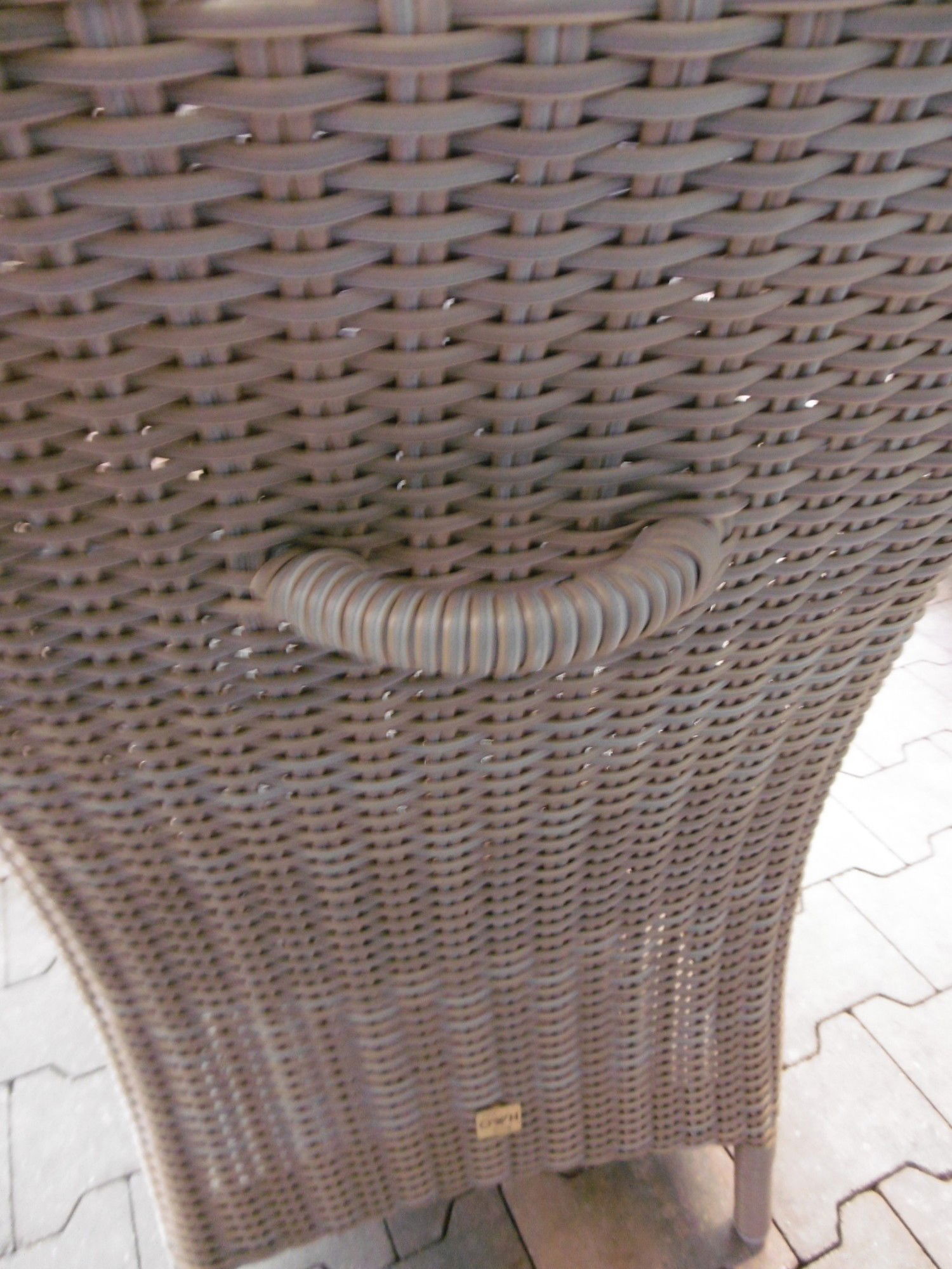 https://cdn.warentuin.nl/media/catalog/product/d/i/diana_dining_stoel_incl_handgreep_kobo_half_rond_wicker_own_5__d6c3.jpg